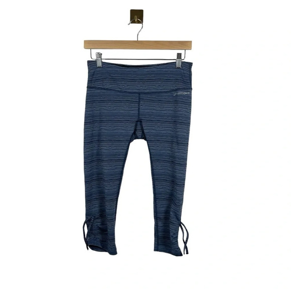 NWOT Brooks Women’s Urban Run Capri Patterned Leggings in Blue Size S - Picture 3 of 13